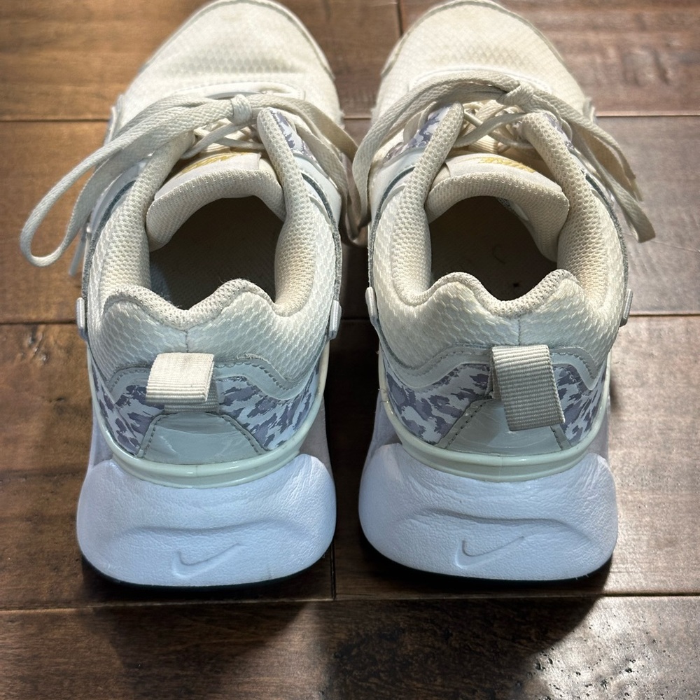 Women's Nike RYZ 365 2 White/Light Bone/Sail/Archio Brown Sneakers - Picture 7 of 11
